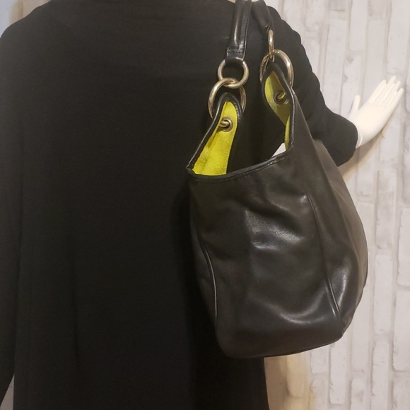 Carla Sade Leather Shoulder Bag with Green Suede - Picture 4 of 9